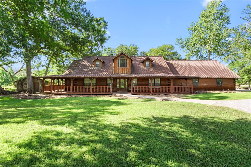 14626 Sycamore Circle, East Bernard, Texas image 2