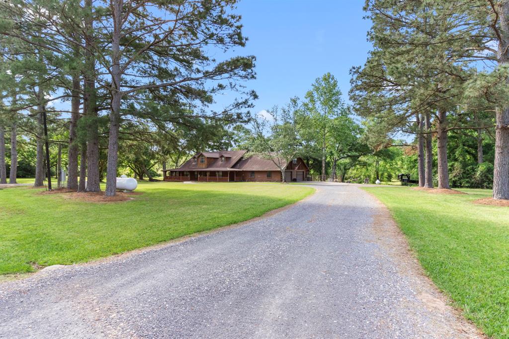 14626 Sycamore Circle, East Bernard, Texas image 3