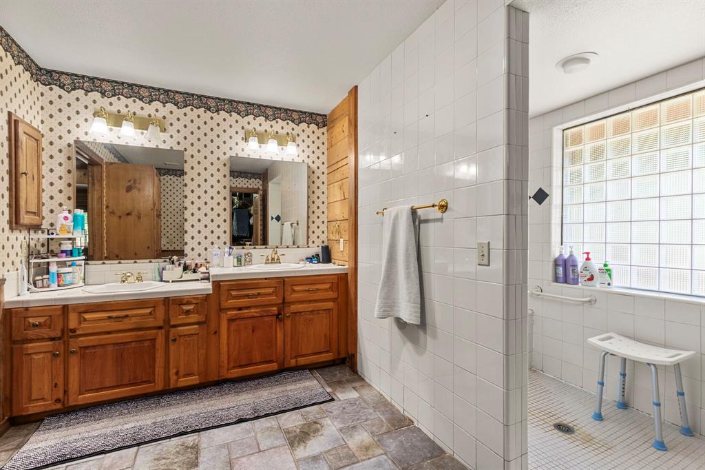 14626 Sycamore Circle, East Bernard, Texas image 25