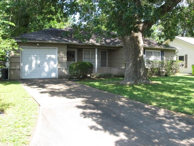 1119 Tobola Street, Rosenberg, Texas image 1