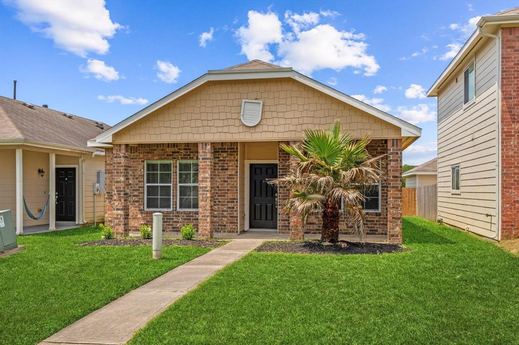 4049 Mossy Place Lane, Spring, Texas image 2