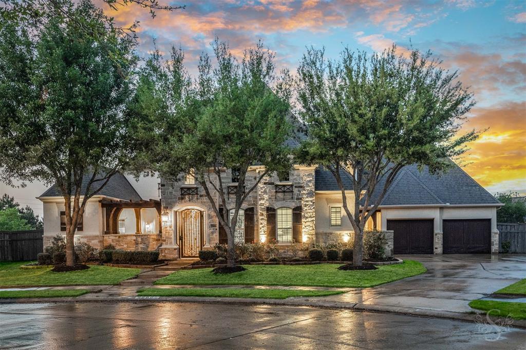 28606 Tracewood Court, Fulshear, Texas image 2