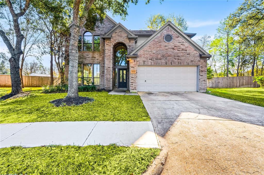 502 Deer Hollow Drive, Sugar Land, Texas image 1