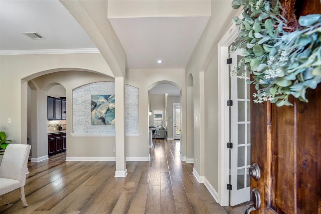 289 Westwood Drive