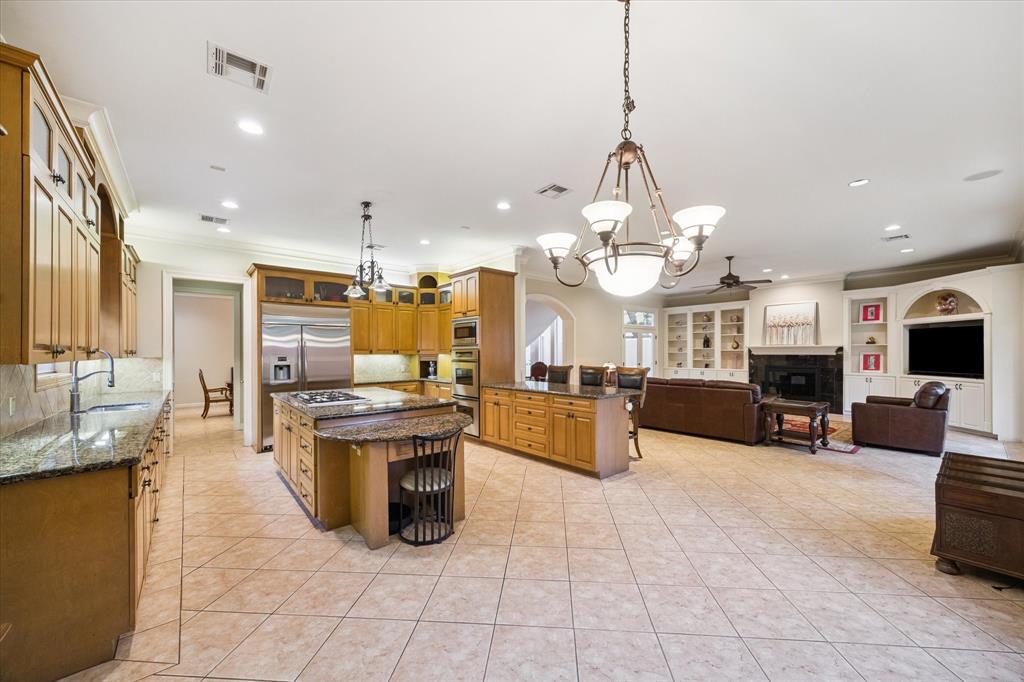 4621 Willow
