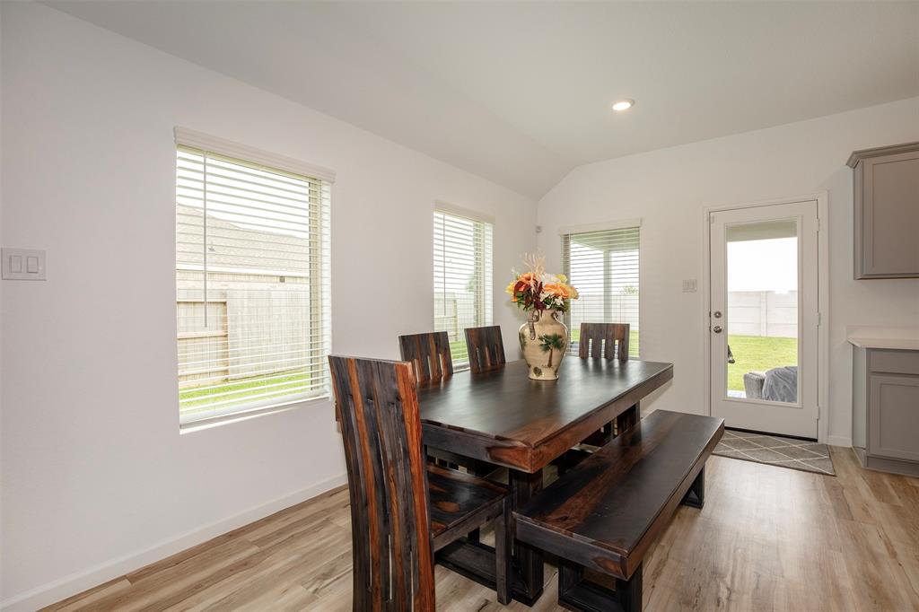 4411 Aspen Colony Lane, Baytown, Texas image 7