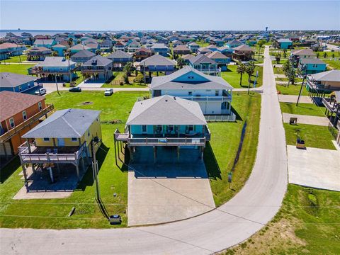 A home in Crystal Beach