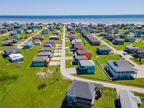 A home in Crystal Beach