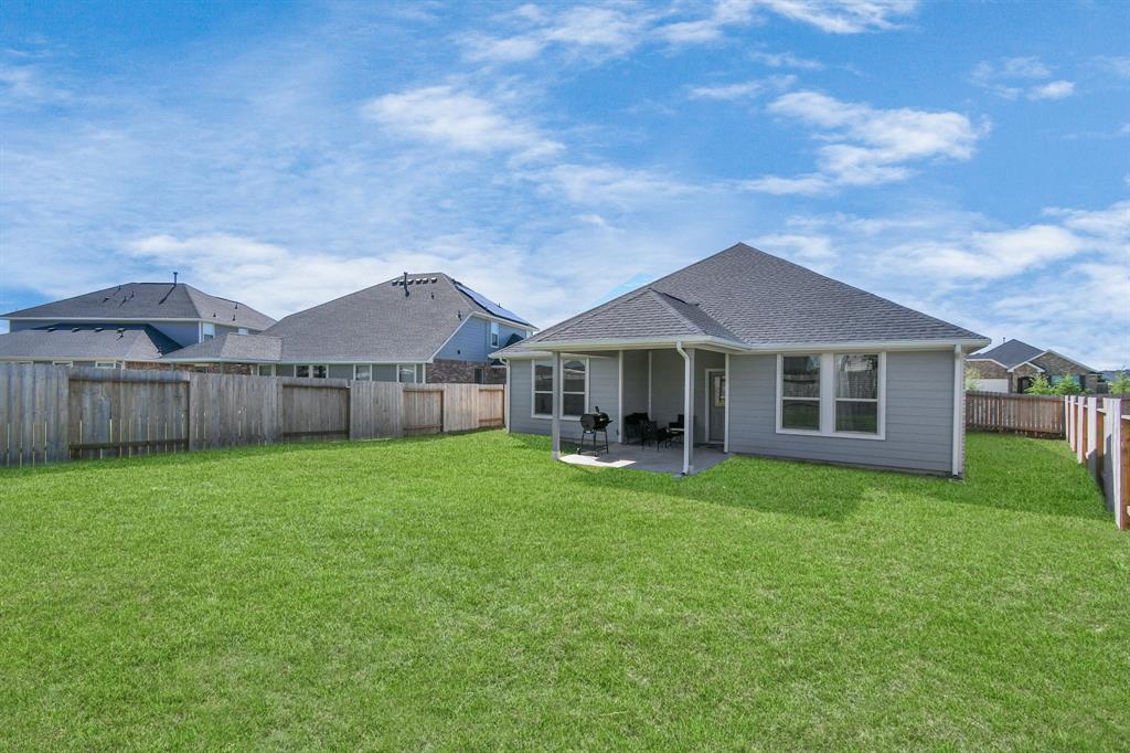 8034 Royal Palm Drive, Fulshear, Texas image 19