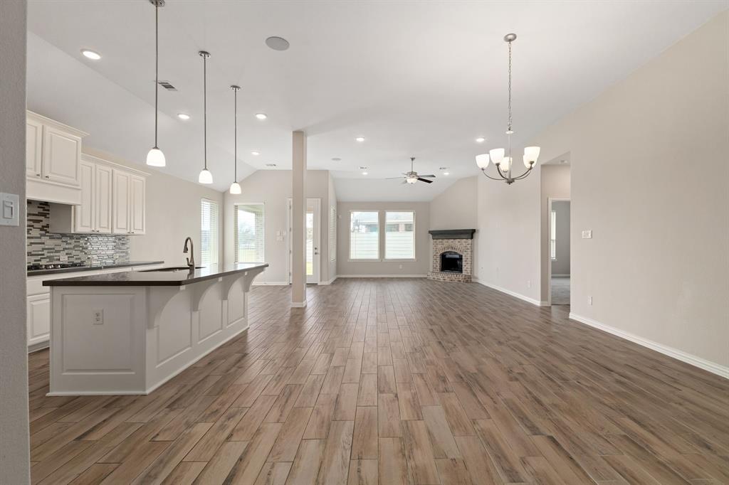2300 Ridgewood Manor Court