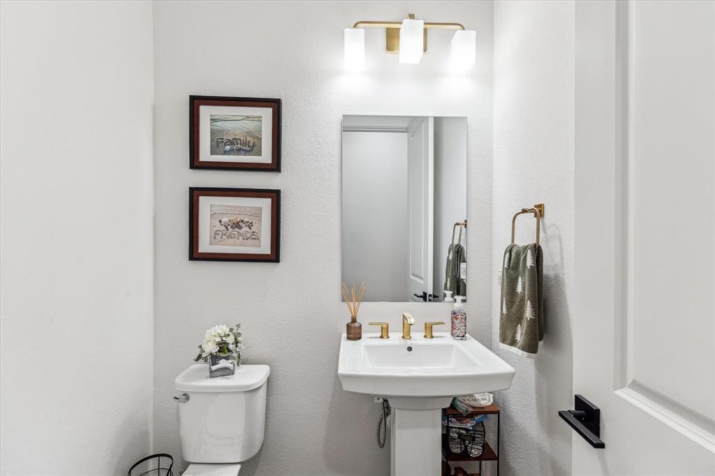 8110 Allston Village Trail Trail, The Woodlands, Texas image 14