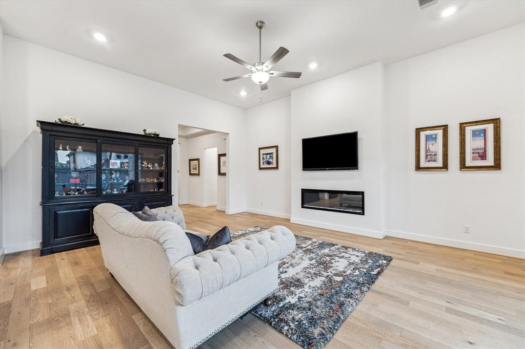 8110 Allston Village Trail Trail, The Woodlands, Texas image 20