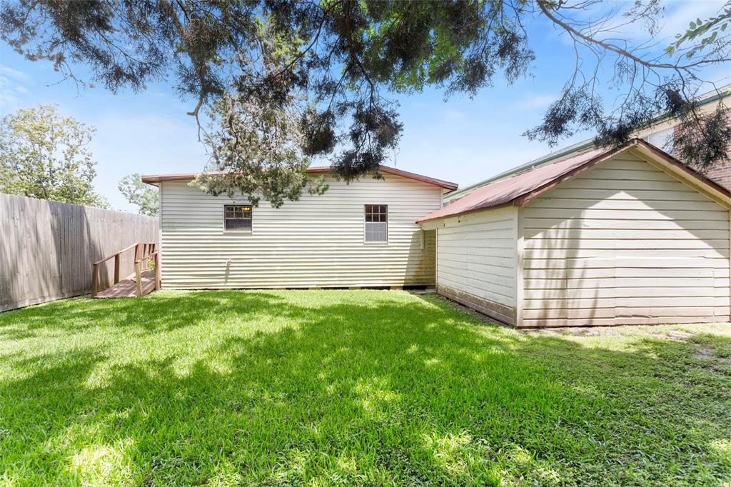 914 S Hill Street, Alvin, Texas image 23