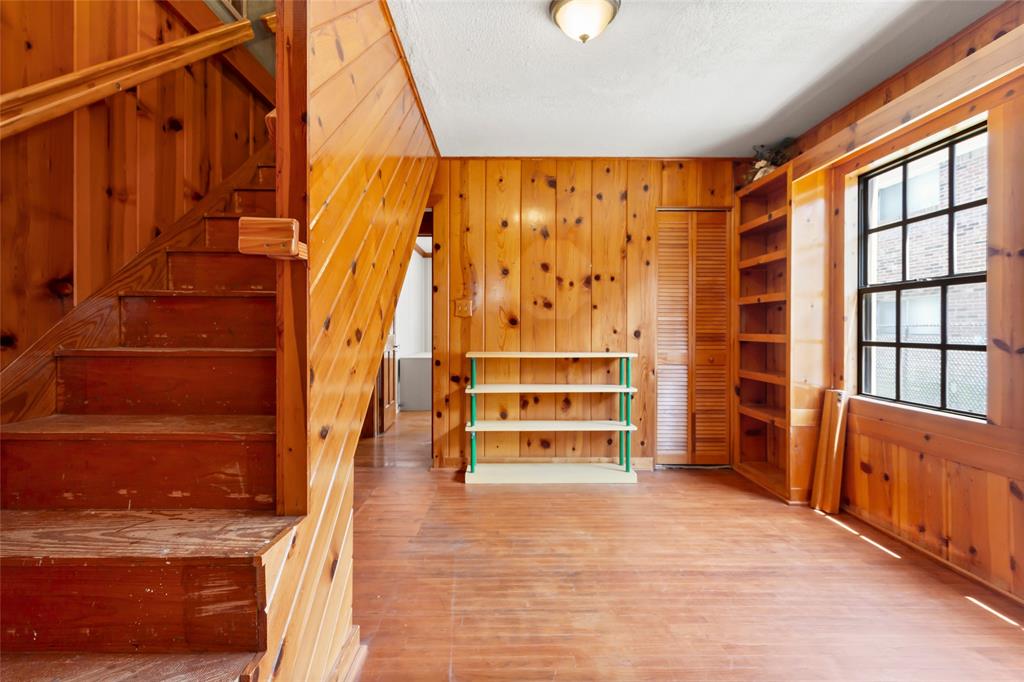 914 S Hill Street, Alvin, Texas image 12