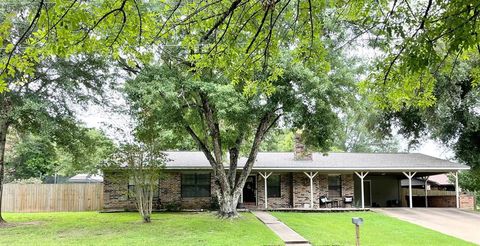 A home in Crockett