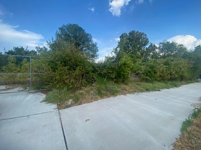 810 Dickinson, League City, Texas image 7