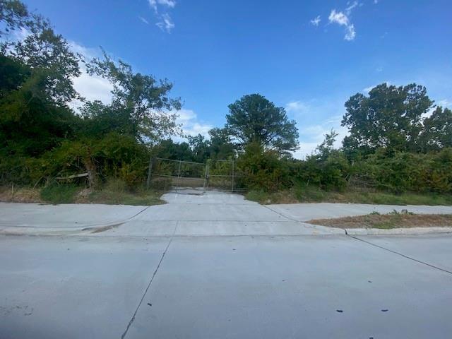 810 Dickinson, League City, Texas image 5