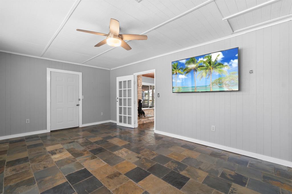 15 W Lake Forest Court, Conroe, Texas image 13