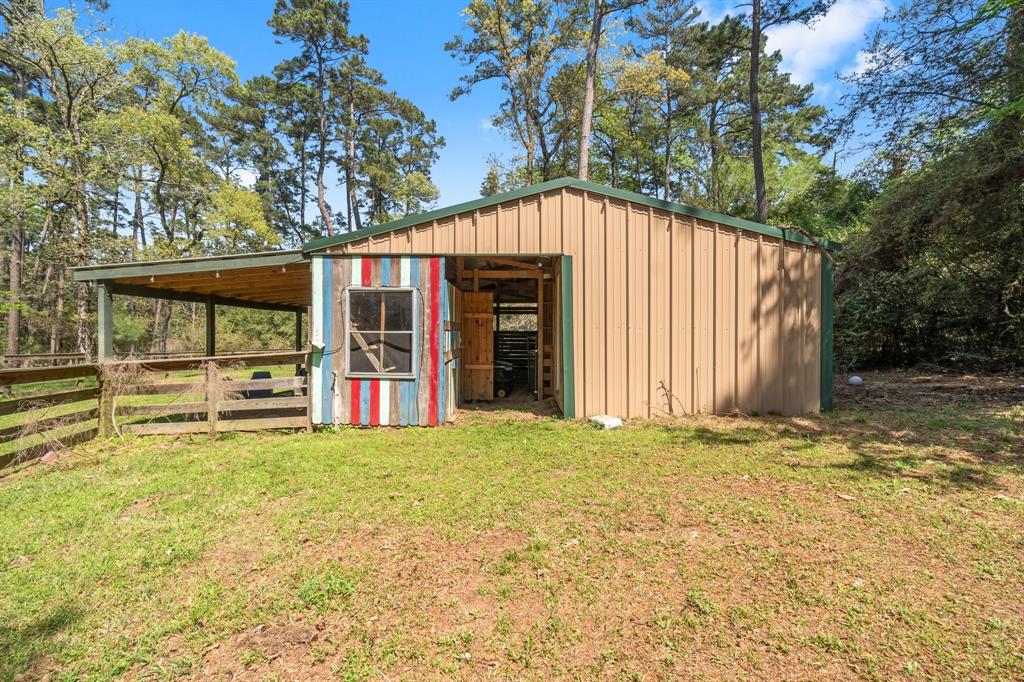 15 W Lake Forest Court, Conroe, Texas image 37