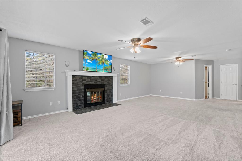 15 W Lake Forest Court, Conroe, Texas image 14