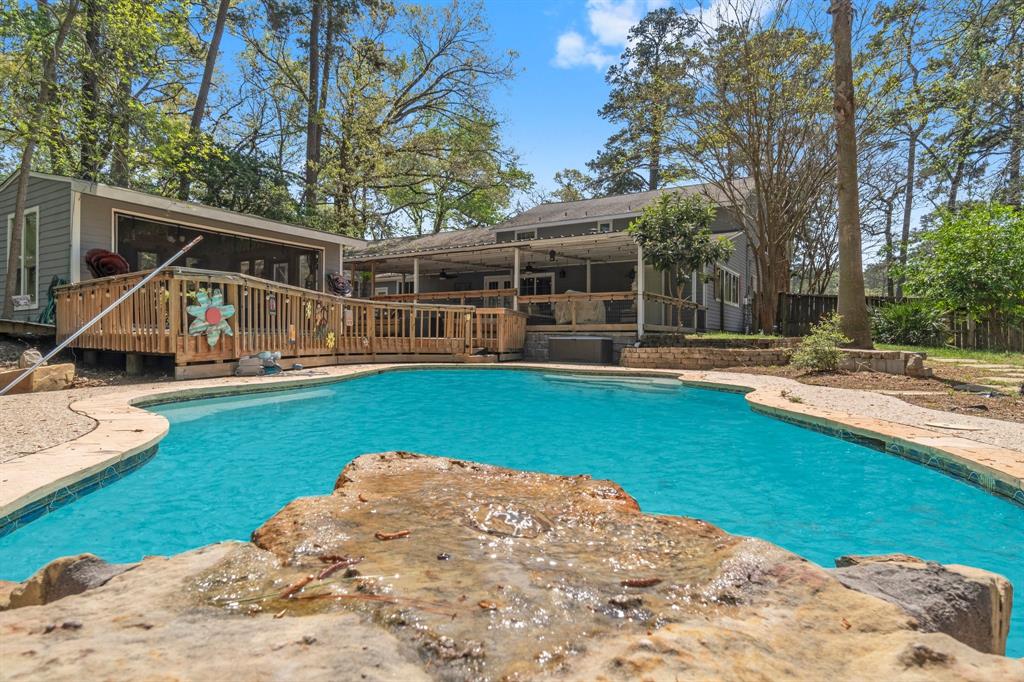 15 W Lake Forest Court, Conroe, Texas image 31