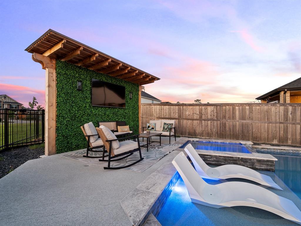 9715 Migrant Hawker Court, Conroe, Texas image 27