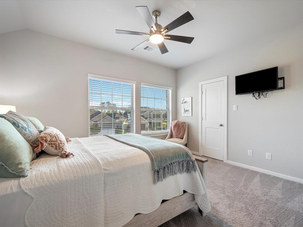 9715 Migrant Hawker Court, Conroe, Texas image 26