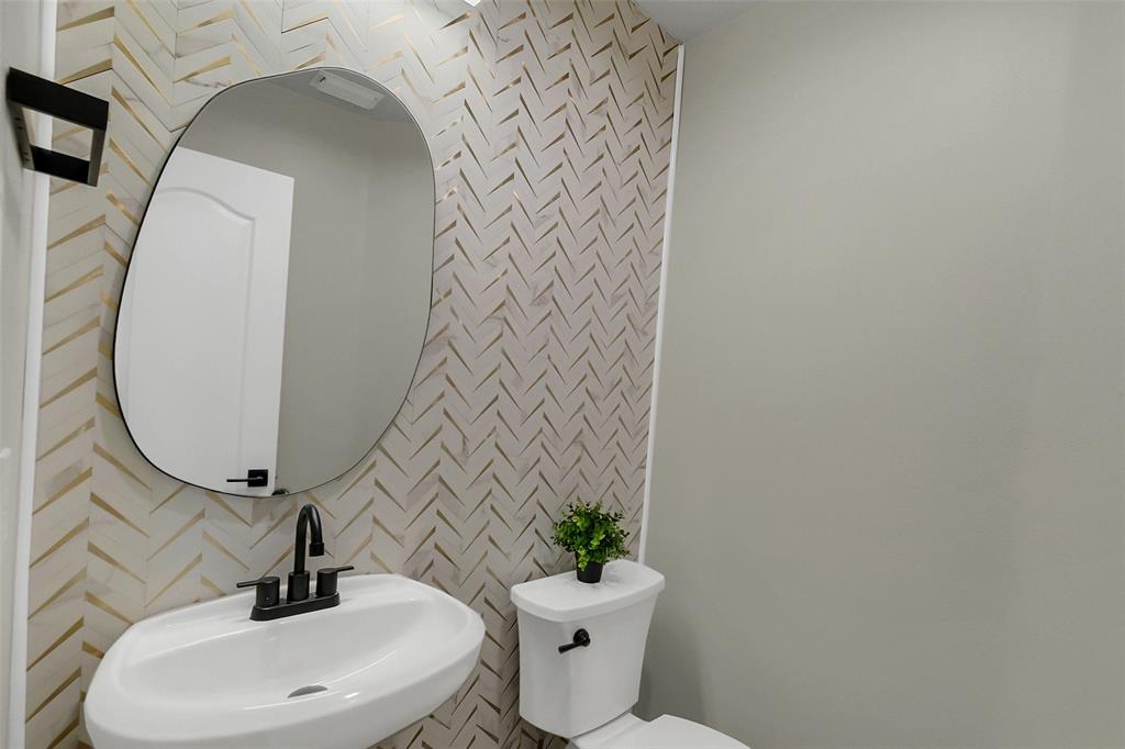 9619 Silver Birch Court, Missouri City, Texas image 17