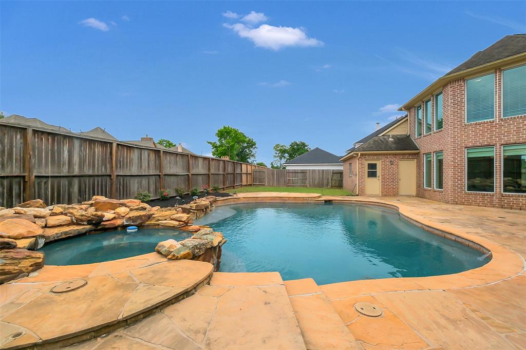9619 Silver Birch Court, Missouri City, Texas image 41