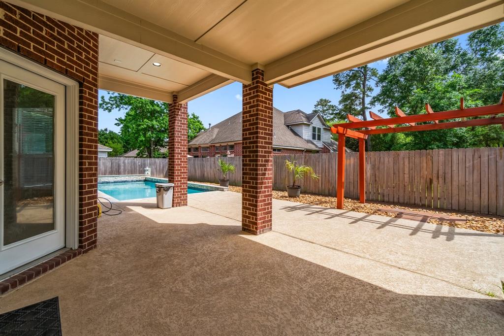 20960 Sweetwood Circle Circle, Porter, Texas image 40