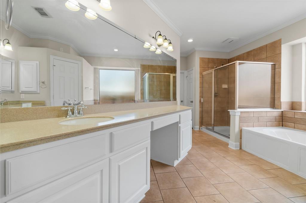 20960 Sweetwood Circle Circle, Porter, Texas image 32