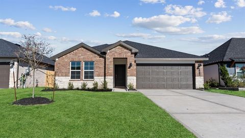 A home in Angleton