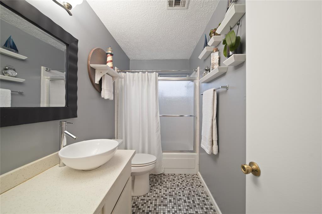 5910 Heather Street, League City, Texas image 10