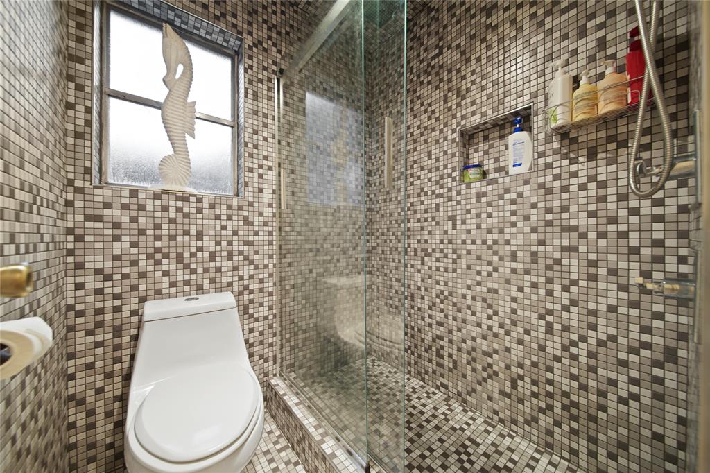 5910 Heather Street, League City, Texas image 30