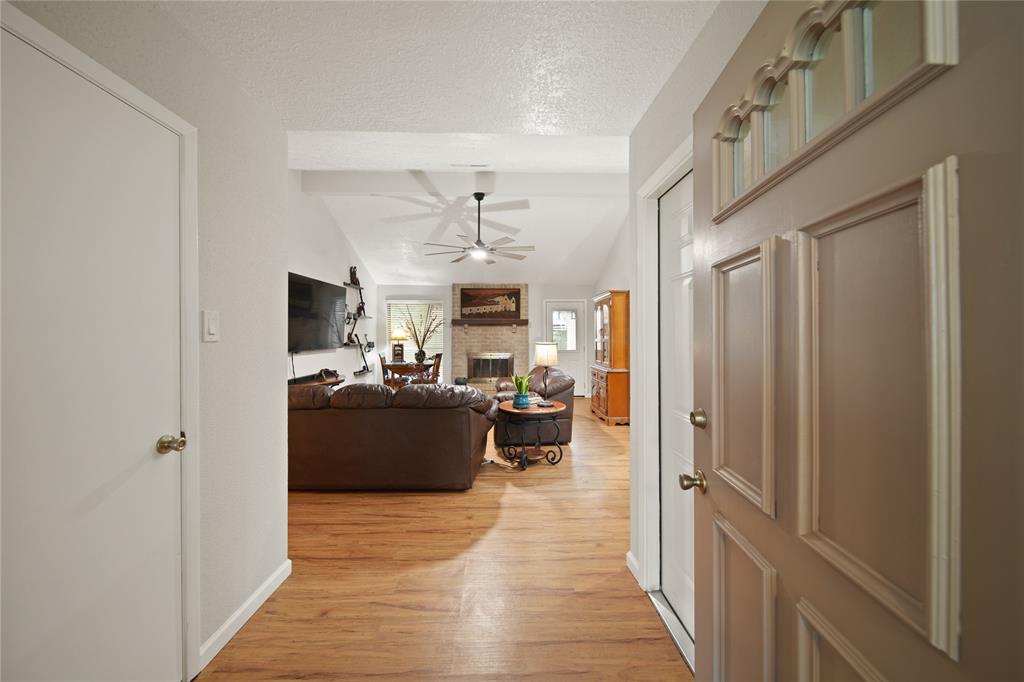 5910 Heather Street, League City, Texas image 23