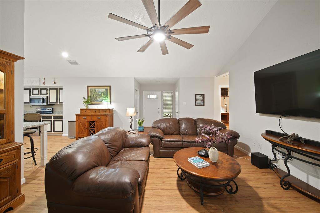 5910 Heather Street, League City, Texas image 25