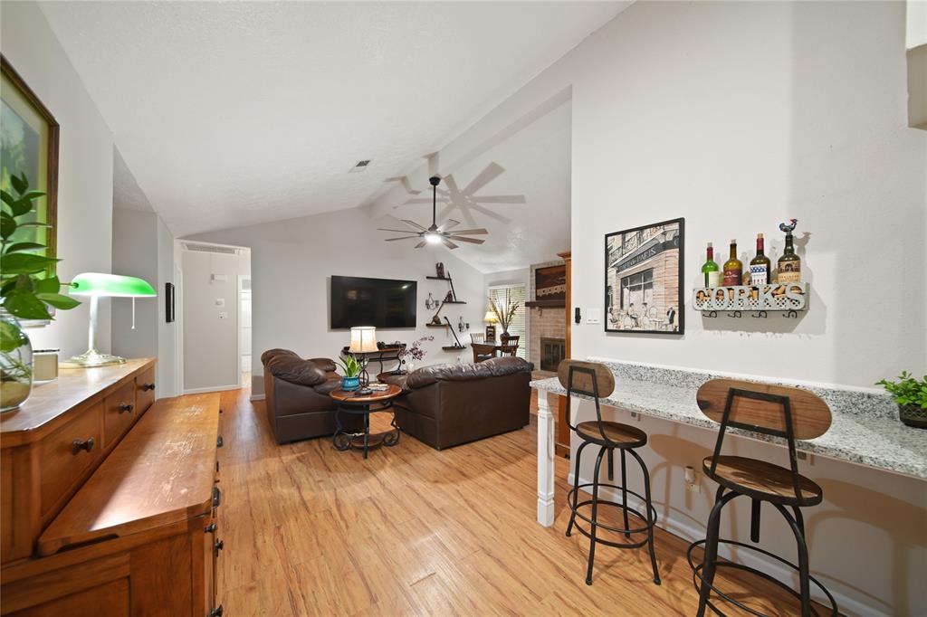 5910 Heather Street, League City, Texas image 12