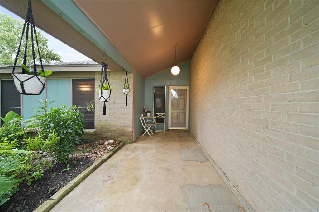 5910 Heather Street, League City, Texas image 22