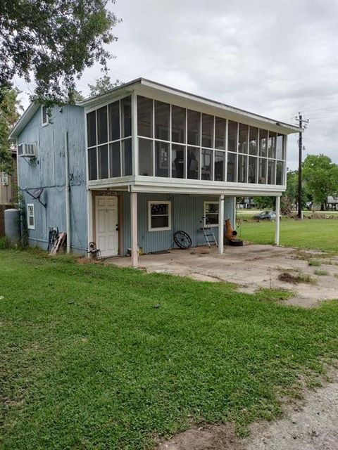 Single Family Residence in Brazoria TX 5285 County Road 469.jpg