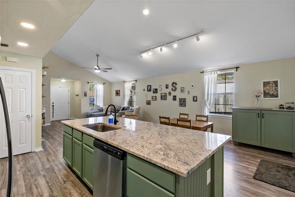 2113 Echols Street, Bryan, Texas image 9