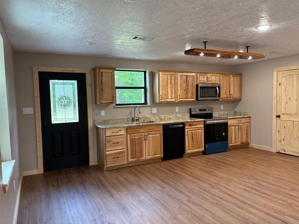 207 George Wilson Road, Huntsville, Texas image 8