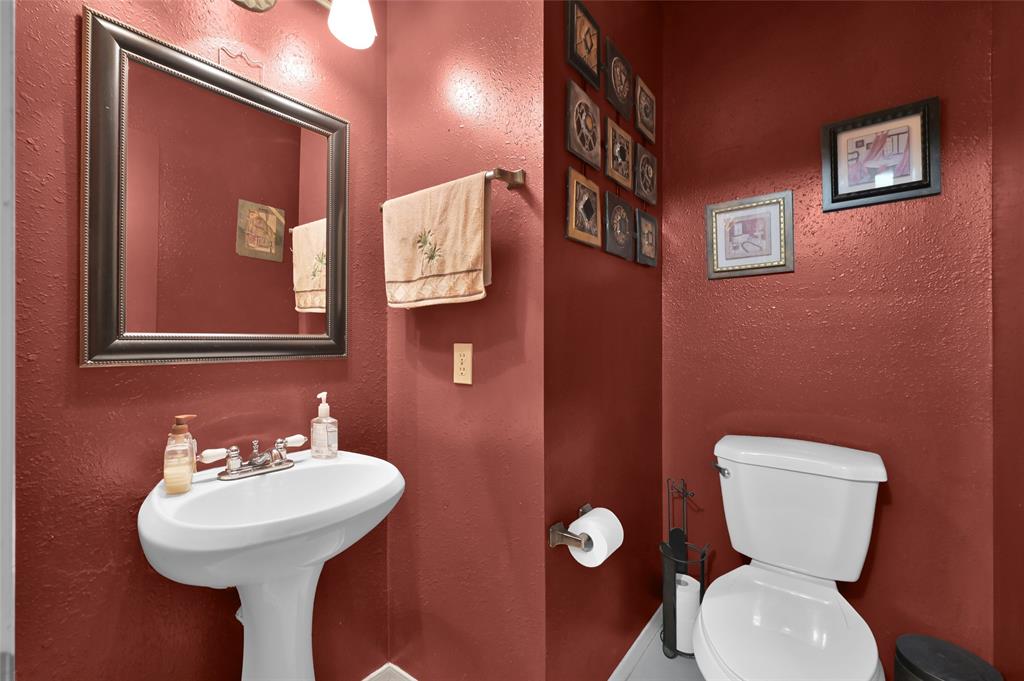 3402 Crystal Dove Drive, Spring, Texas image 15