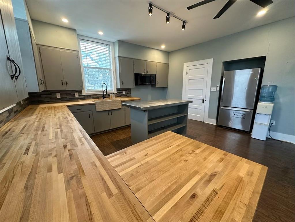 236 8th Street, Somerville, Texas image 3