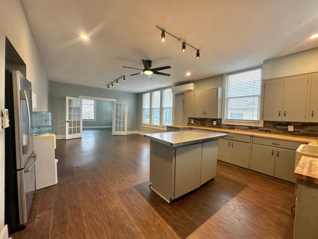 236 8th Street, Somerville, Texas image 5