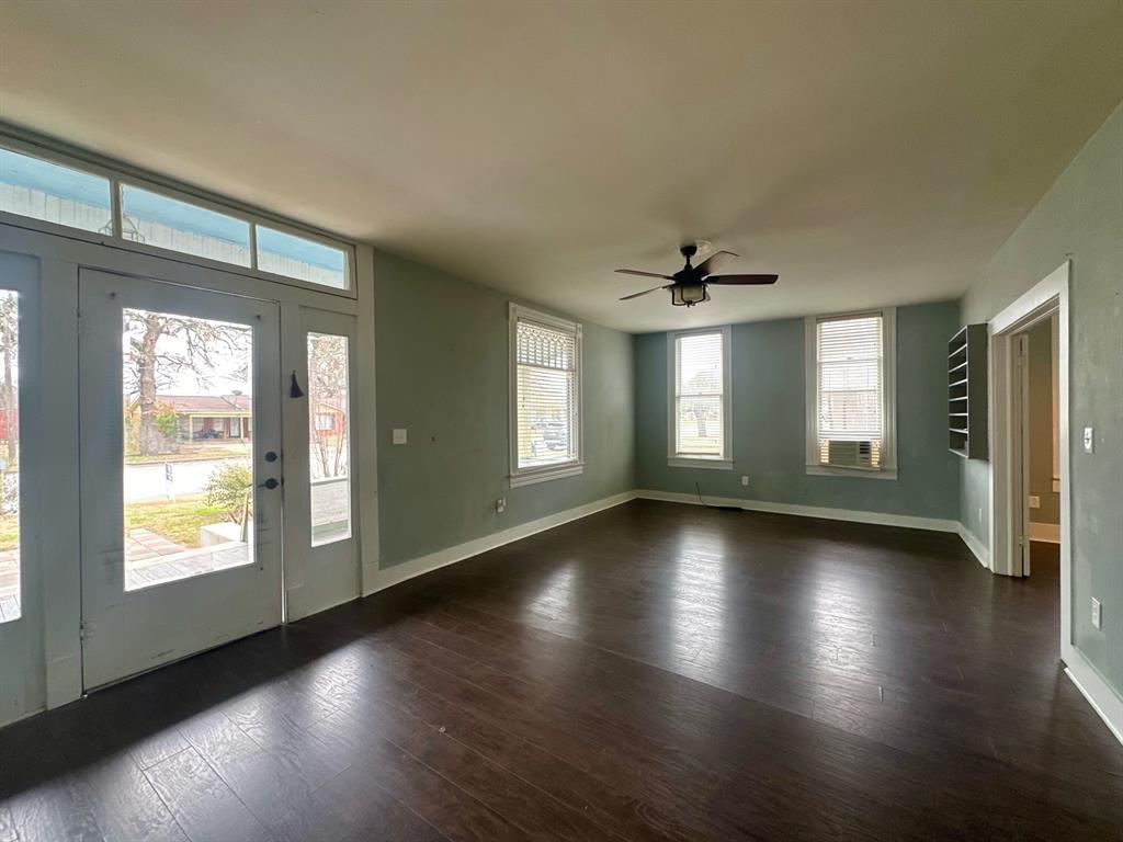 236 8th Street, Somerville, Texas image 8