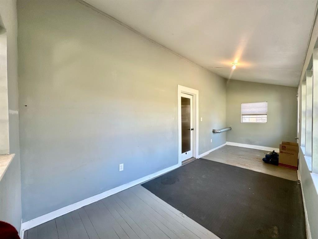 236 8th Street, Somerville, Texas image 13