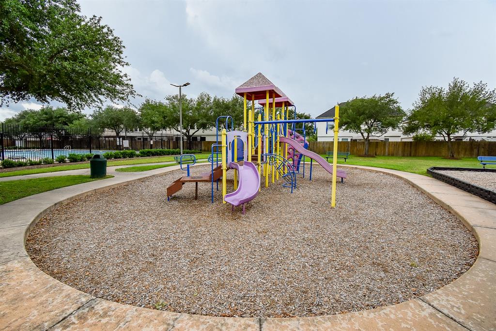 21623 Dean Dale Court, Katy, Texas image 35