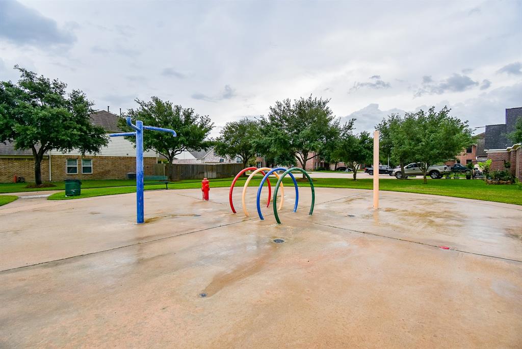 21623 Dean Dale Court, Katy, Texas image 36