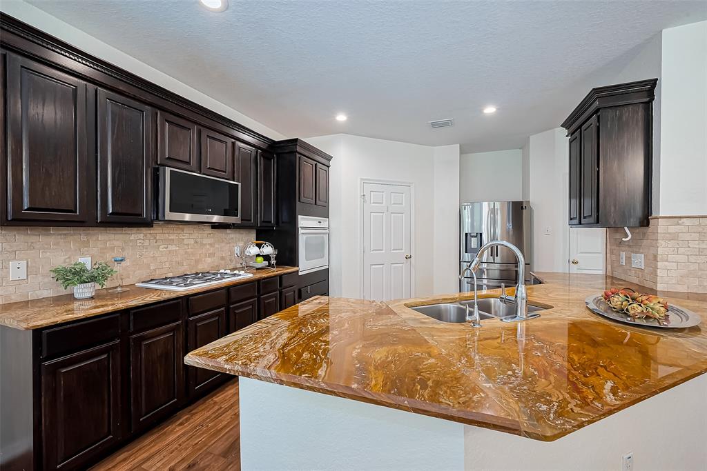 22527 Crownfield Lane, Katy, Texas image 14