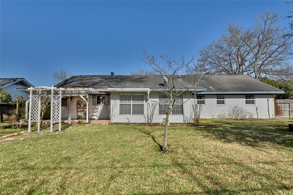 2108 Joel Street, Brenham, Texas image 3